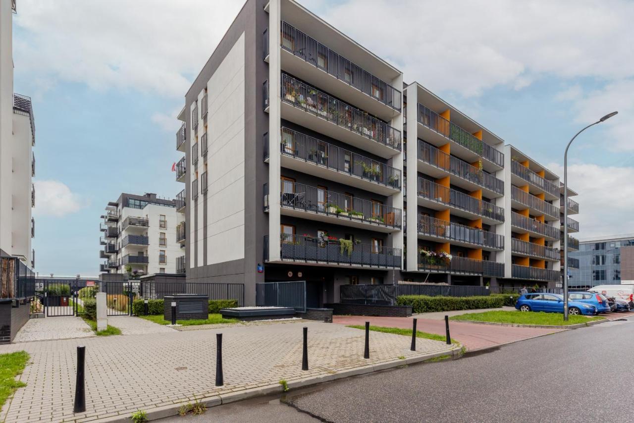 Cozy Apartment With Parking Bakalarska By Noclegi Renters Varsóvia Exterior foto