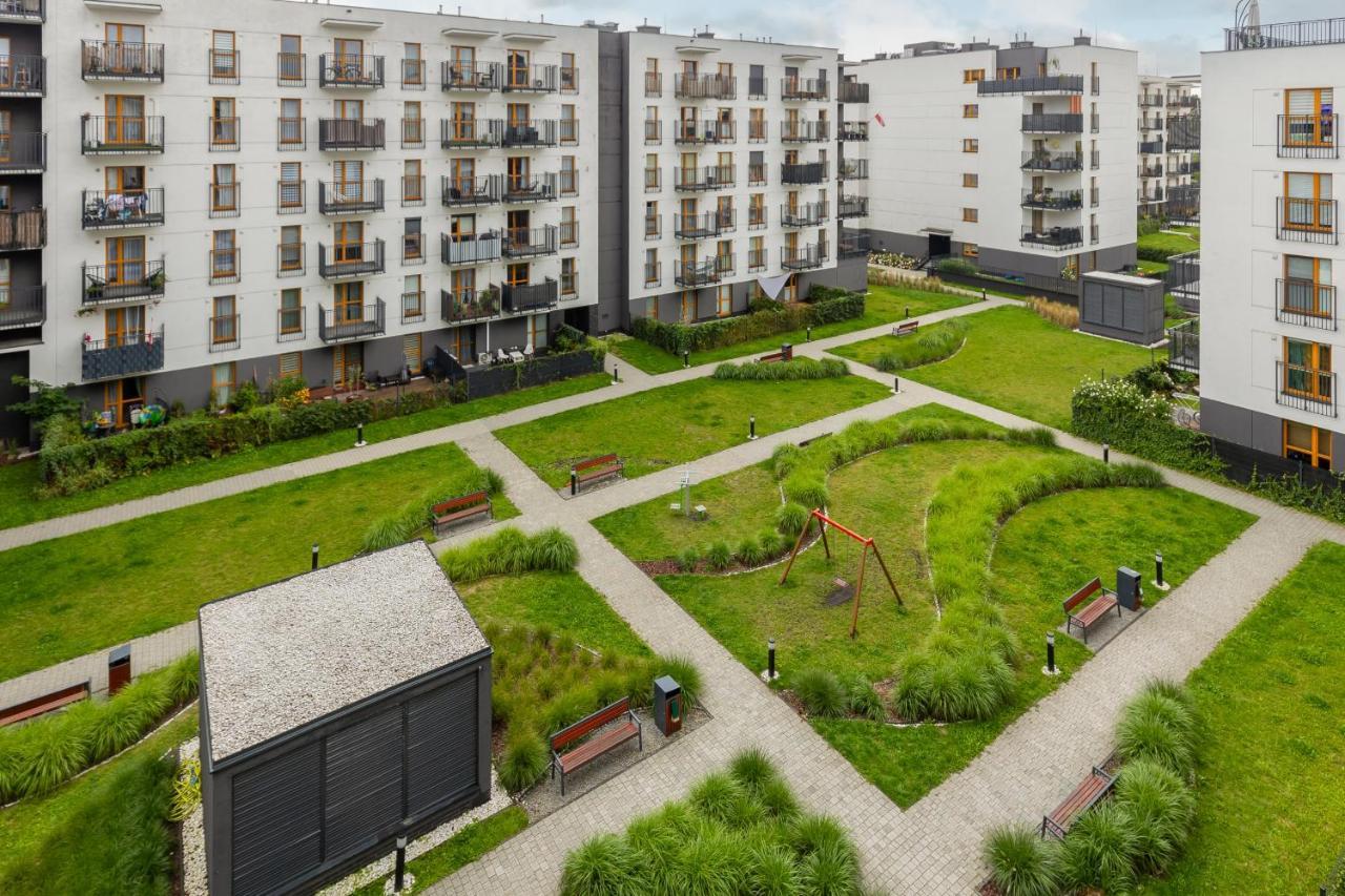 Cozy Apartment With Parking Bakalarska By Noclegi Renters Varsóvia Exterior foto